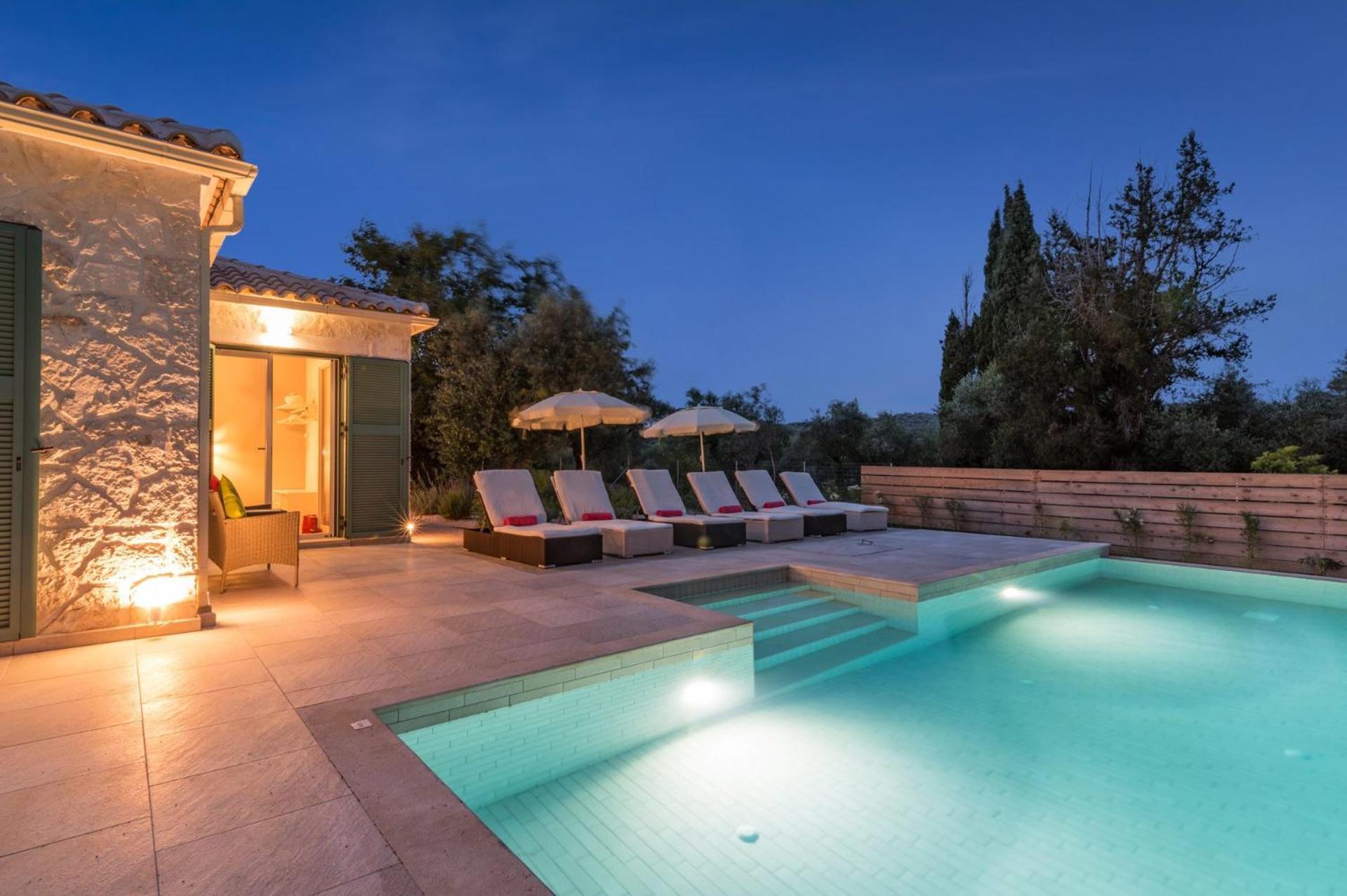 Villa Astarte - Anantara With Pool
